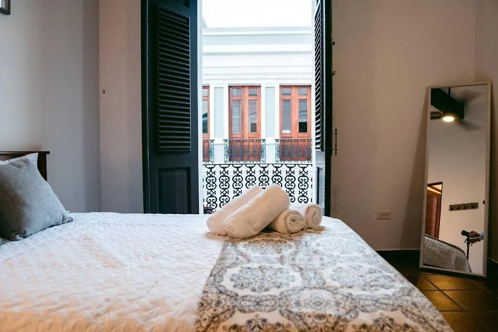 Hidden Gem Of Old San Juan W/ Balcony Views Apartment