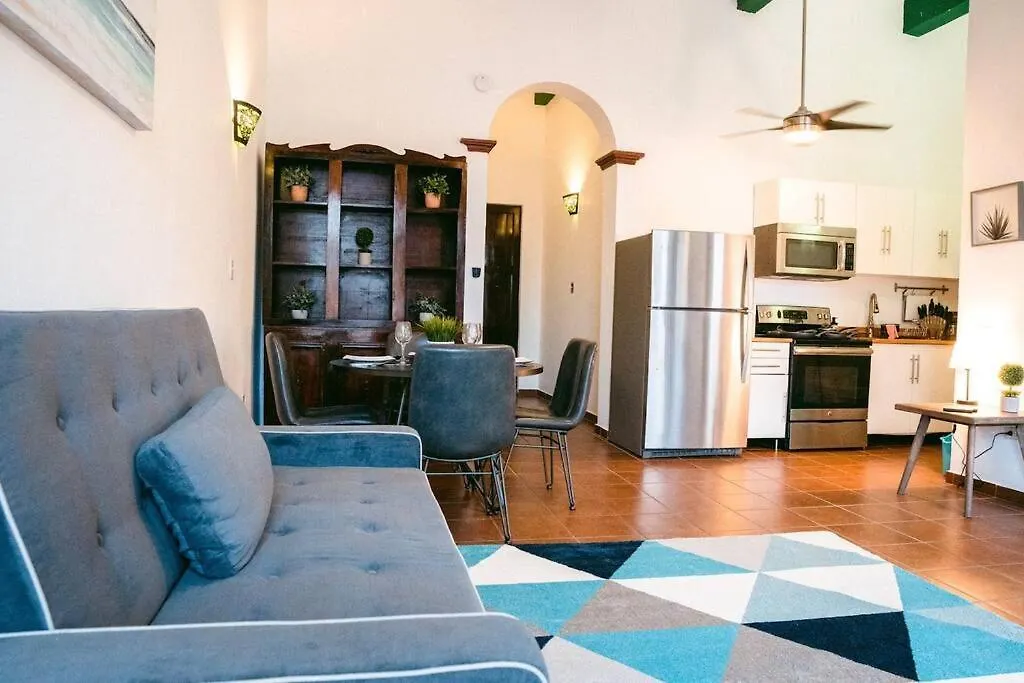 Hidden Gem Of Old San Juan W/ Balcony Views Apartment